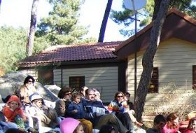 El Arboreto se mueve…“Al FIASGU, en el Escorial”. Centro de Educación Ambiental Arboreto Luis Ceballos, Juegos, Actividades Niños, planes niños, talleres niños, Madrid, San Lorenzo de El Escorial