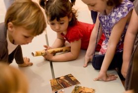 Siéntate. Museo Thyseen Bornemisza. Actividades para niños. Planes infantiles. Talleres infantiles