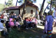 Taller ambiental para niños: Arboreto carnavalero. Centro de Educación Ambiental Arboreto Luis Ceballos. Actividades para niños. Planes para niños. Madrid San Lorenzo de El Escorial